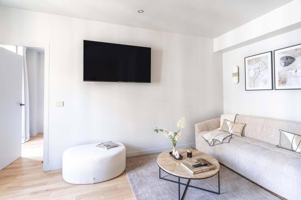 New - Luxury Parisian Flat - 4P Lägenhet Exteriör bild