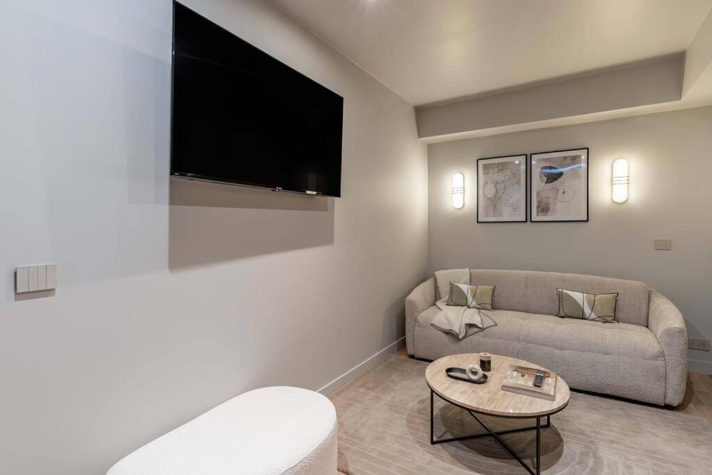 New - Luxury Parisian Flat - 4P Lägenhet Exteriör bild